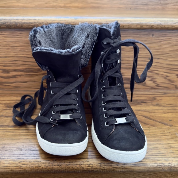 NEW UGG Starlyn high-top trainers - Picture 2 of 12